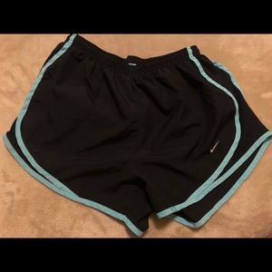 Women’s Nike short